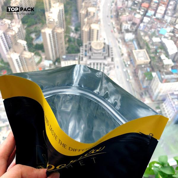 Moisture Proof Peanut Brittle Bag Plastic Stand Up Pouch  Nontoxic