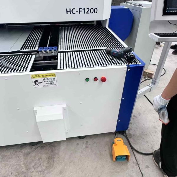 D.K.Histron High Precision CNC Panel Bender with Suction Cup Feeding for Surface-Safe Bending