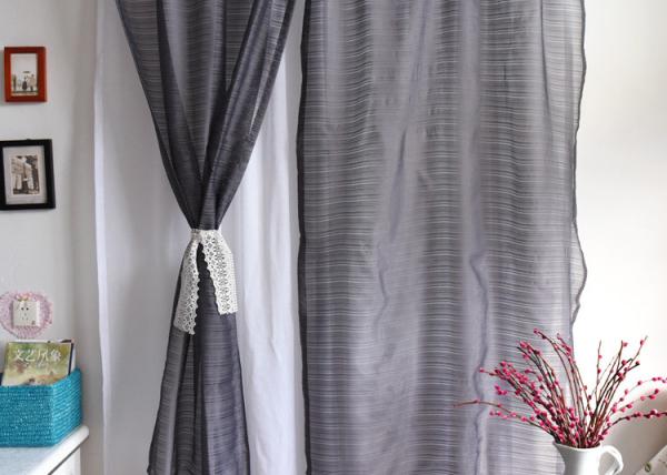 Elegant Multiple Colors Modern Window Curtains Lightweight Fabric For Living Room