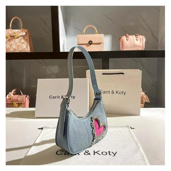 Stylish Heart-Shaped Denim Handbag for Women Single Handle Zipper Closure Cotton Lining