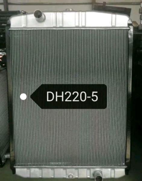 1060mm Excavator Radiator , Daewoo DH220-5 Construction Machinery Spare Parts