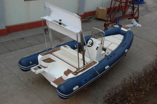 Rigid Hull Inflatable Rib Boat Abrasion Resistance 600 Cm With Boat Trailer