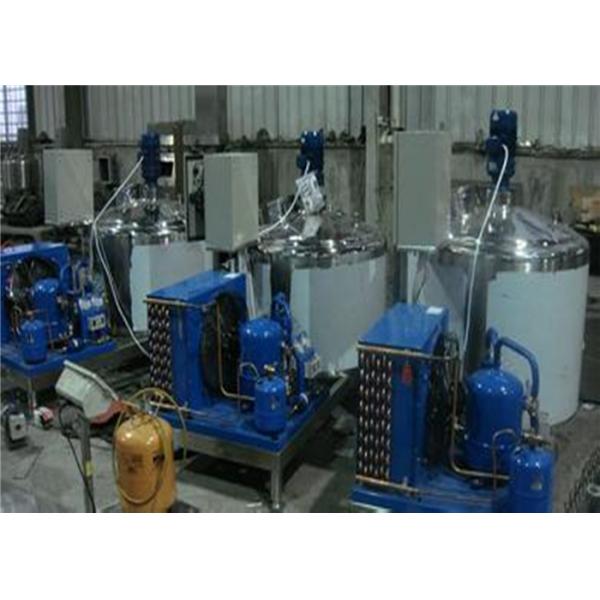 Stainless Steel Milk Cooling Tank 1000L Corrosion Resistance With Control Box