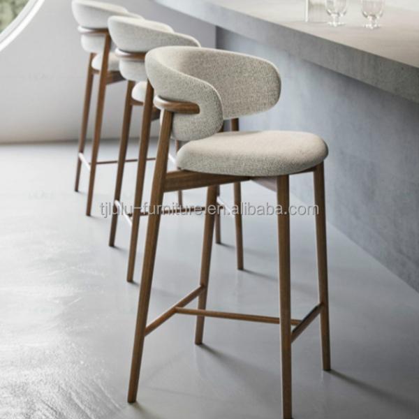 G10 Bar Furniture High Chair Bar Stool in Solid Wood for  Seating