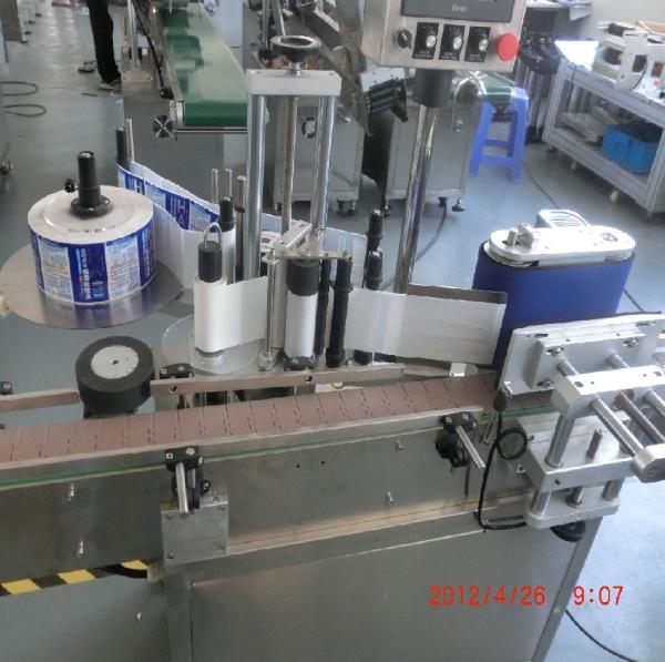Máquina de etiquetas de alumínio da garrafa redonda do metal na indústria de alimento e de bebidas