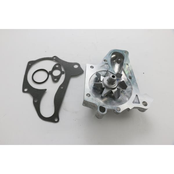 Toyota Avensis 4-door Sedan 1997-2000 Water Pump 16110-79045/16110-79025