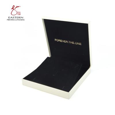 Guardas-joias feitas sob encomenda do cartão da colar elegante da pérola com forro de veludo
