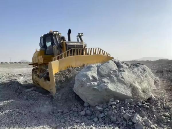 Second-hand Bulldozer Bulldozer SHANTUI Bulldozer SD32 Crawler Bulldozer With Factory Price