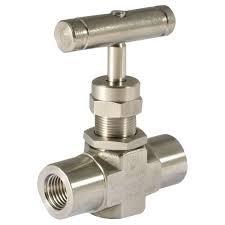 A válvula de agulha de aço flangeada UNS da extremidade 3000PSI N04400 liga 1 MNPT x FNPT