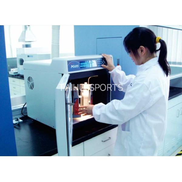 Customized Shock Absorption Sports Surface Underlay 8 Years Of Service For Sports Fields