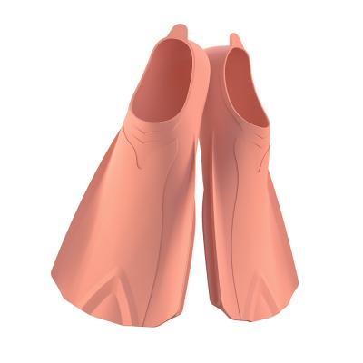 Las aletas de natación de silicona para niños