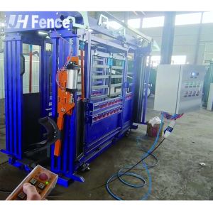 Welded Automatic Cattle Crush Galvanized Mobile Cattle Crush