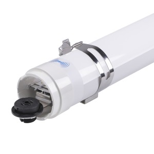 Industrial LED Triproof Light IP65 Waterproof with 50,000 Hours Lifespan and 120-150 lm/W Efficiency