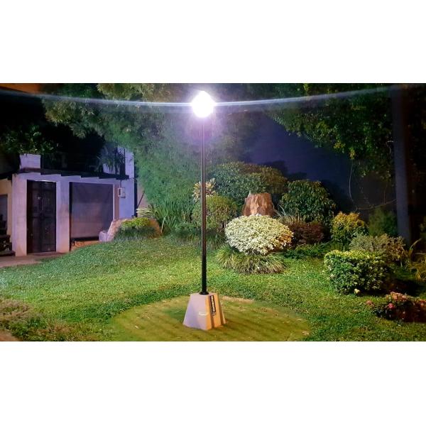 LiFePO4 Battery Led Solar Yard Lights 210lm/w Aluminum Alloy Lamp Head For Garden