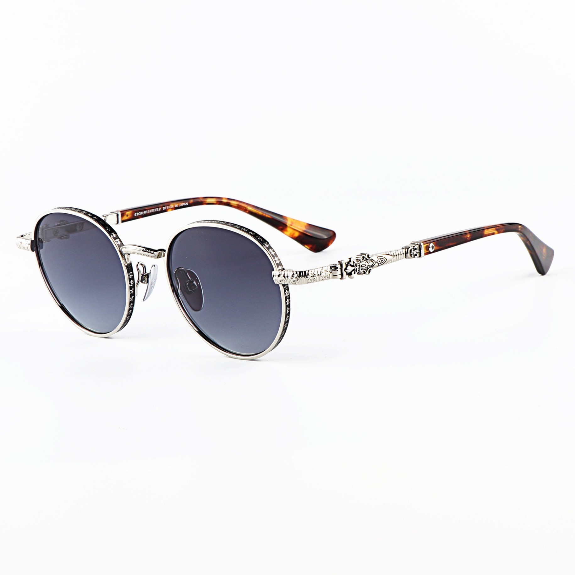 China Wholesaler 2026 Dream Color Spectacle Lenses Old Fashion Designer Biker Beach Luxury Materials Sunglasses Design Service