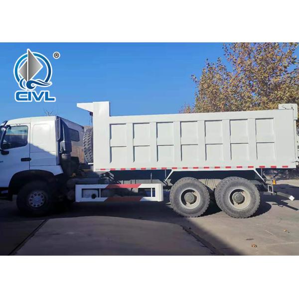 White color RHD Heavy Duty Dump Truck 6X4 Drive Type 15M3 30T load capacity