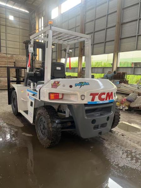 TCM FD70 Used Diesel Forklift 7ton Capacity 3 Mast 4.5m Reach Hand Power