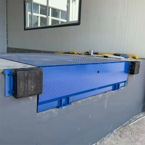 Flip Lip 600mm Vertical Hydraulic Loading Dock Leveler for Building Materials Distribution Centers
