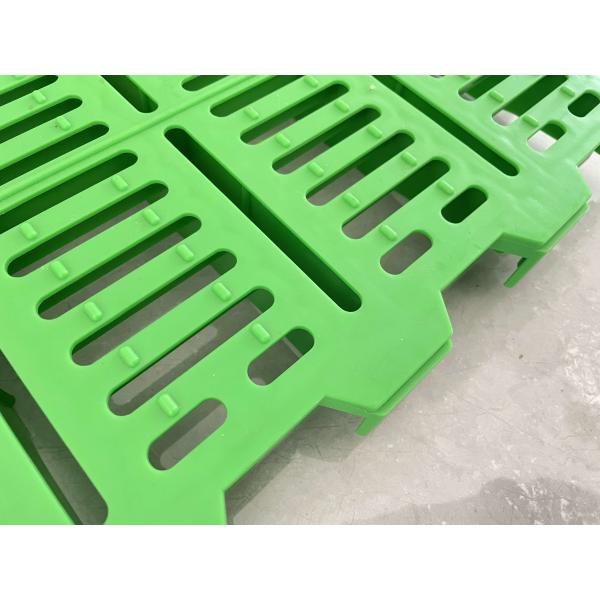 Red Pure PP Plastic Slatted Floor For Sheep Nursery Pigs