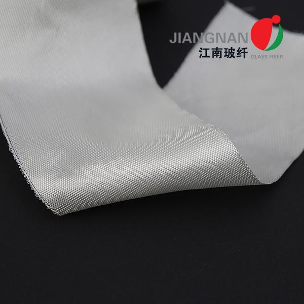 La bande de fibre de verre de transformateur attachent du ruban adhésif non au petit pain de bande de fibre de verre d'alcali