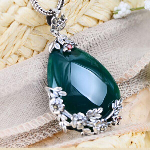 Vintage Jewelry 925 Silver Marcasite Drop Green Agate Pendant Necklace 18 Inches(LN001GREEN)