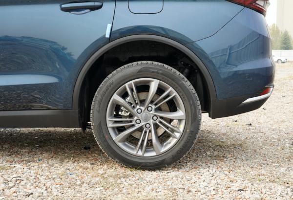 Os carros 1.5T 181HP L4 6 do combustível de MPV assentam o veículo novo de alta velocidade da viagem de negócios dos carros