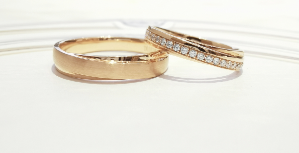 Grind Arenaceous MEN 0.153ct  Women 0.120ct Couple Gold Finger Rings