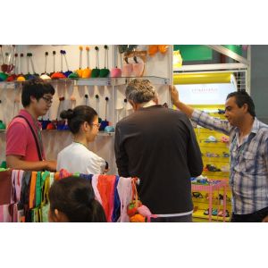 WENZHOU LONGWEI ARTCRAFT & GIFT CO.,LTD