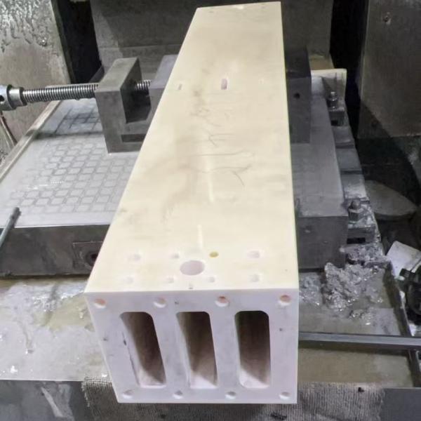 Double Port Ceramic Beams For High Temperature High Purity High Strength