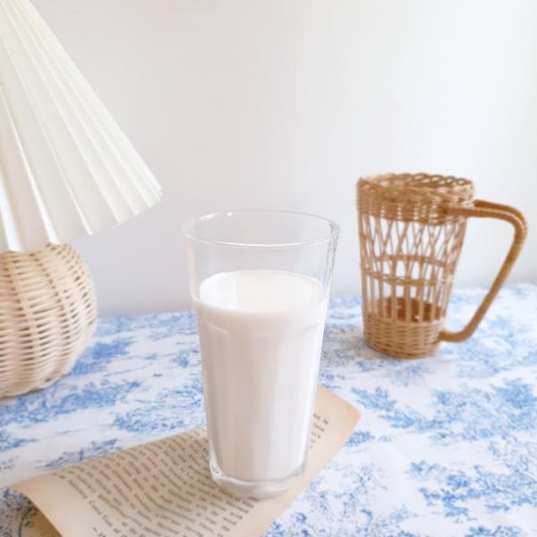 High End Coffee Tea Clear Water Cup Clear Glass Mug With Rattan Holder