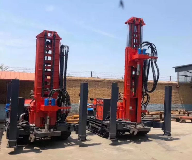 машина сверла Crawler 70kw 260m для воды проекта гор