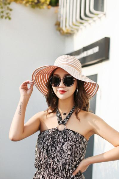 AK17561 fashion Wide brim sunny beach paper straw floppy hats for womens in stock , promotion cheap hats .