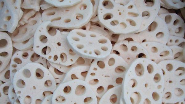 OEM Natural Color IQF Frozen Food / Freezing Lotus Root Slices With Delicious Taste From Direct Factory