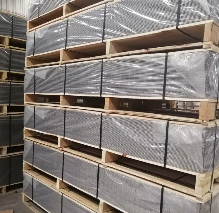 Hot Dipped Steel Square Hole Galvanised Weld Mesh Panels Iron For Construction