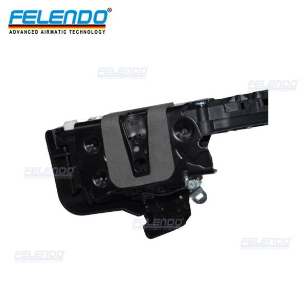 LR011303 Range Rover Body Parts Car Central Door Lock / Central Door Lock Actuator