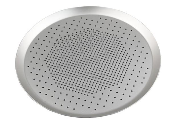1.6mm Anodized Aluminum Perforated Pizza Pan With Round Punching Food Grade 15 Inch