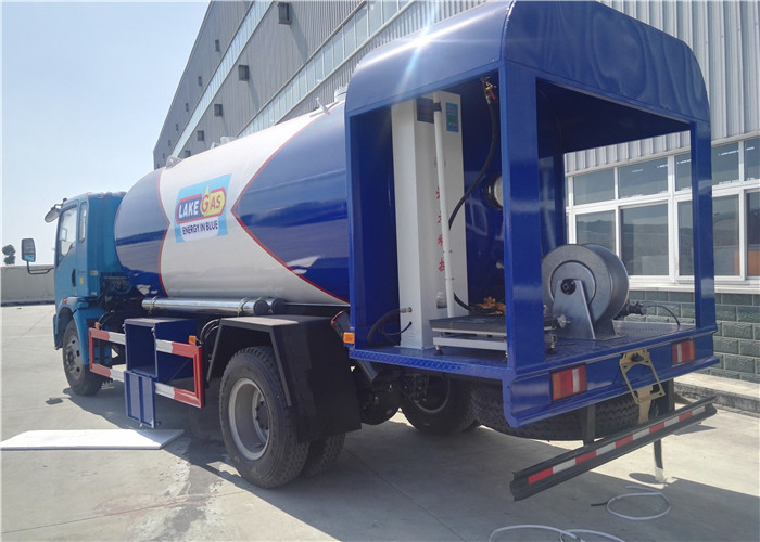 Тележка перехода Sinotruk Howo 4x2 RHD 12000L LPG