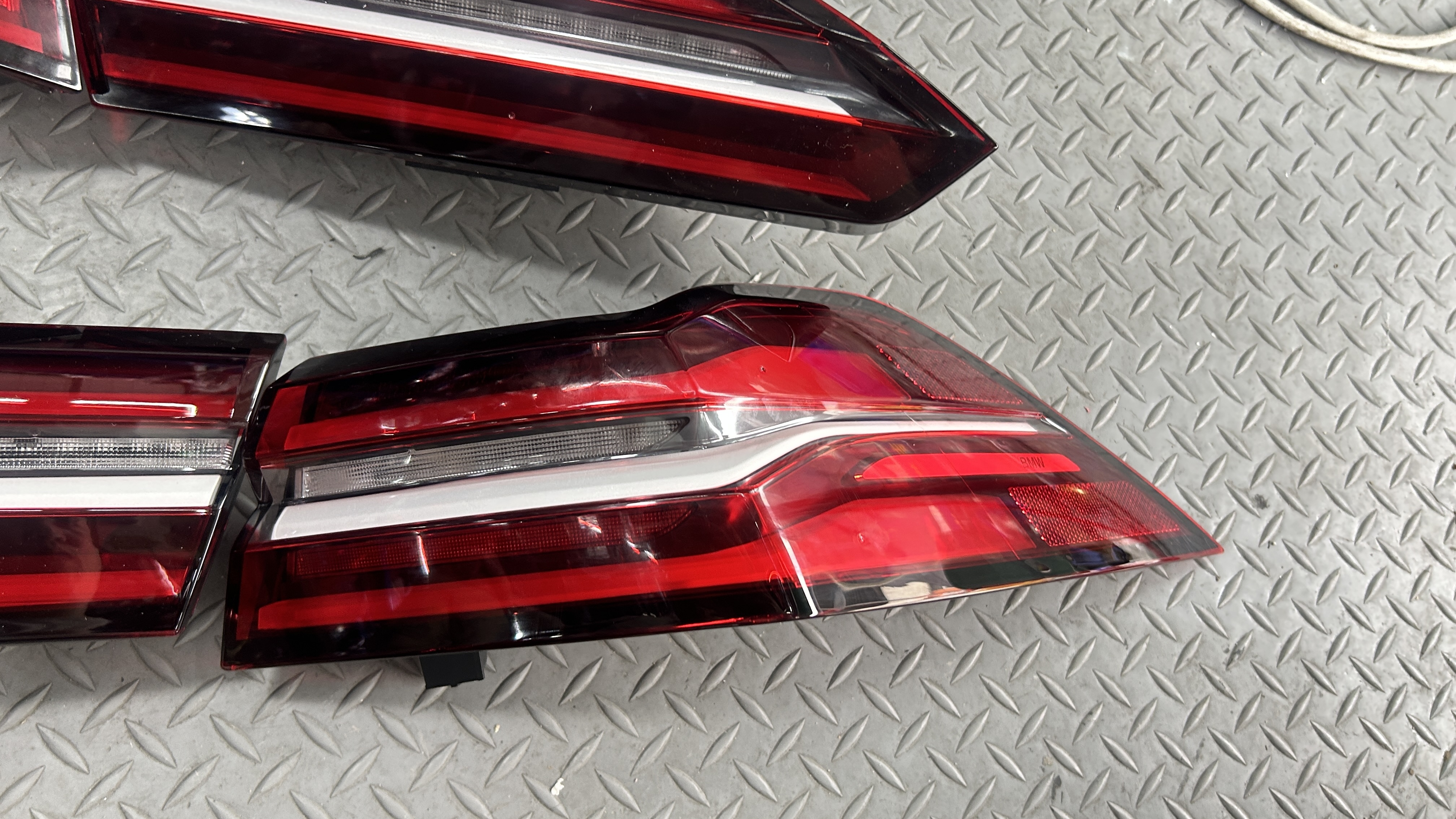 Genuine Used BMW 5 Series G60/G68 Rear Tail Light Assembly Set of 4 (Left Outer + Left Inner + Right Outer + Right Inner)