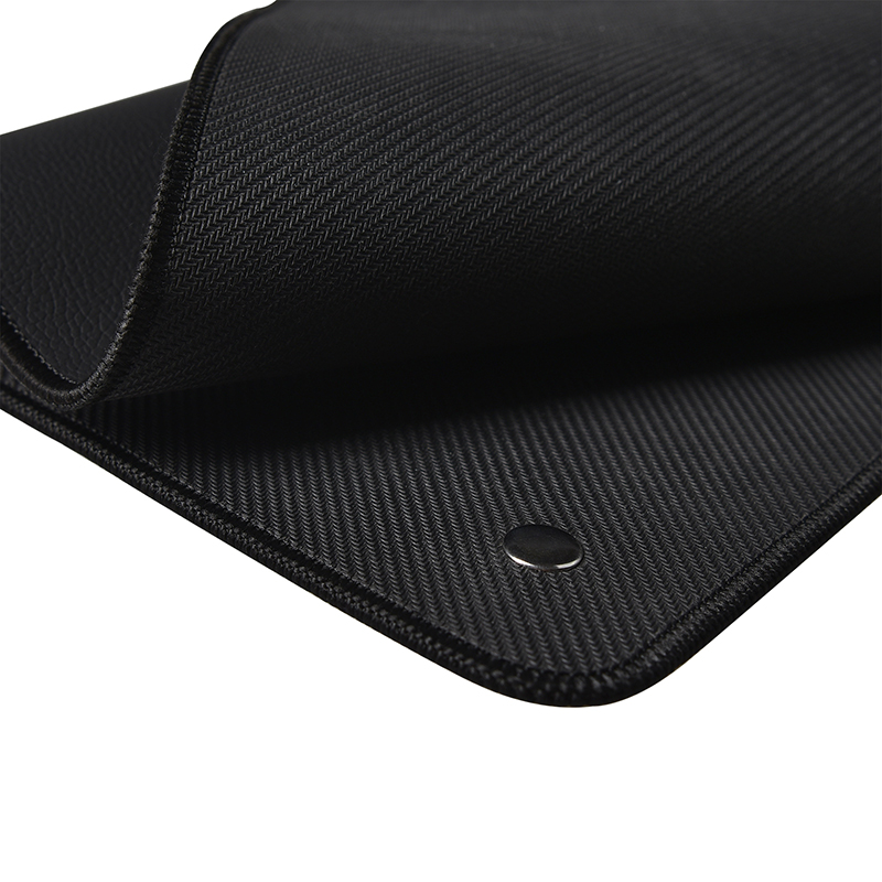 Durable Grounding Mat with 10e3-10e5 ohms Resistance and Custom Logo Option in 2mm Thickness