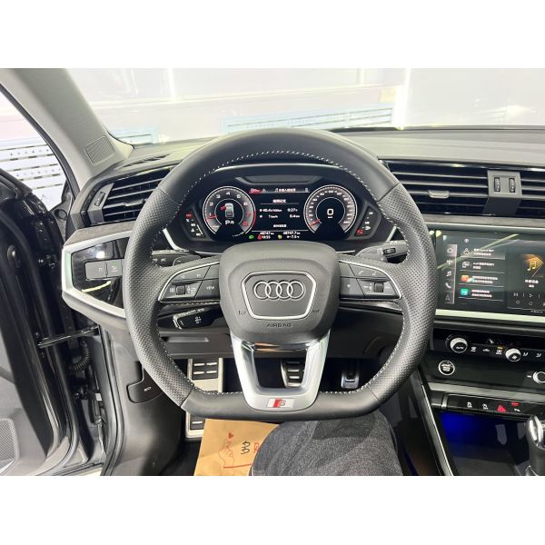 2022 Audi Q3 Sportback 45 TFSI quattro Luxury Edition