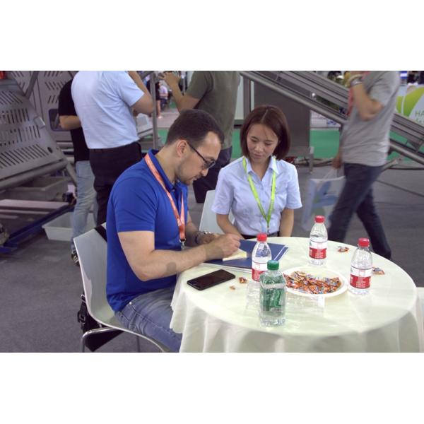 Промышленная автоматическая машина для очистки и очистки яблок от персимона для пищевой промышленности