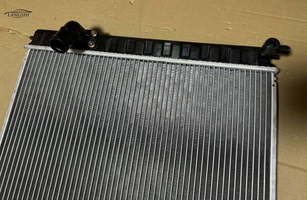 35 Engine Infiniti QX70/FX Aluminum Radiator 214601CB0A 214601BA0A 214601BB0A 214601BB5A