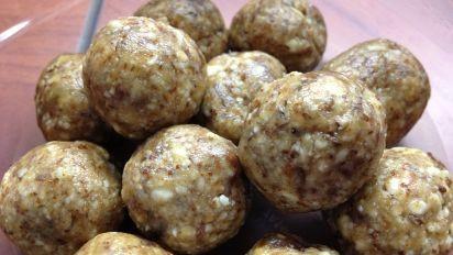 60pcs/min-90pcs/min Protein Ball Rolling Machine Automatic Date Ball Rolling Machine