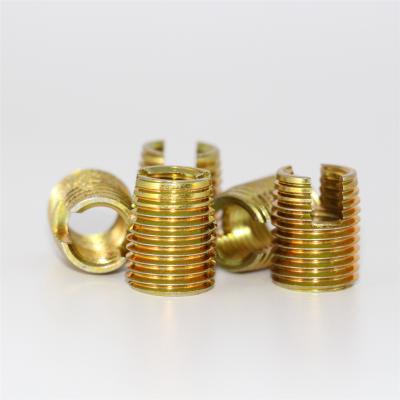 ROHS 10-32 M5 dourado entalhou a porca de batida da inserção da linha do auto
