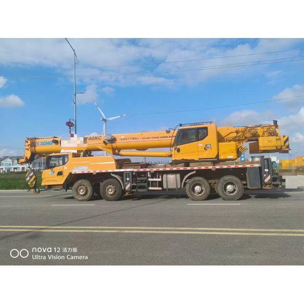 Used 2020 XCMG 40 Ton Truck Crane QY40KC