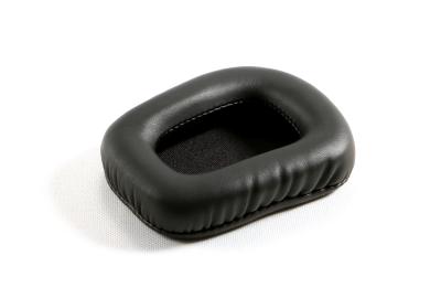 noise-canceling ear pad black colour accessories  for the headphone  wired earphones blue tooth headphone