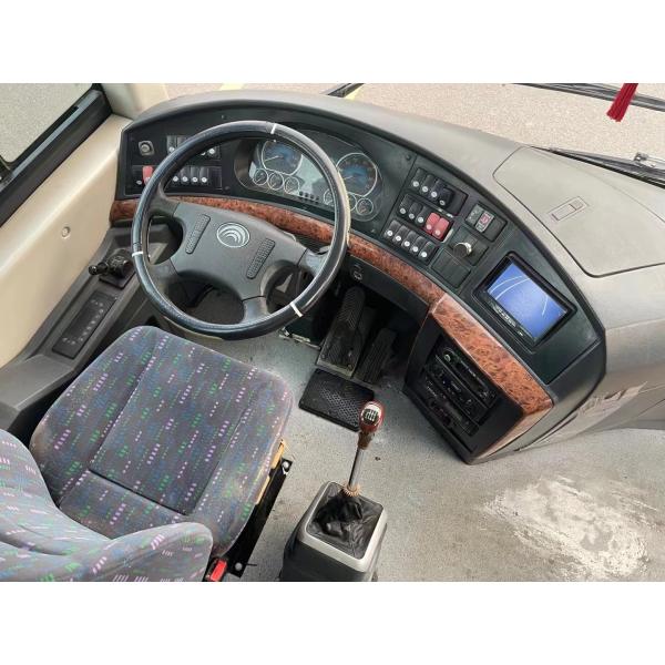 Coche usado izquierdo de la suspensión del resorte plano de Yutong ZK6122 de la longitud del autobús turístico el 12m de la segunda mano