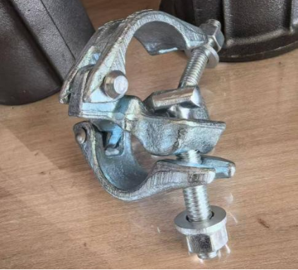 Adjustable Pipe And Clamp Scaffolding Corrosion Resistant Tubular Frame Scaffold