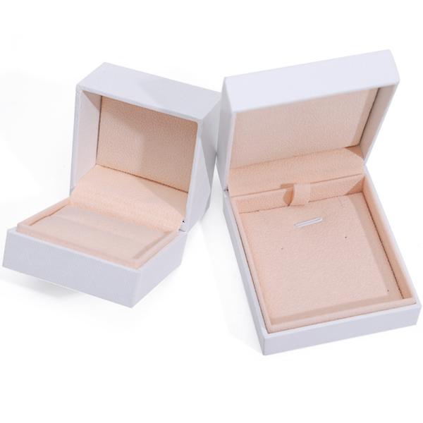 Cardboard square jewellery box White Paper jewelry Box for Bracelet Necklace Ring Packaging