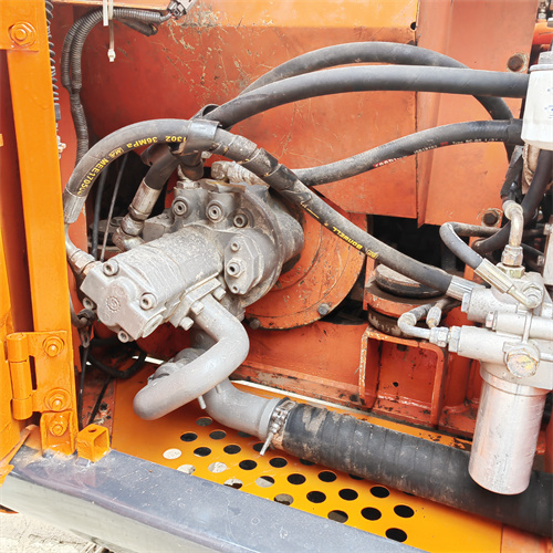 Obtenez des réductions sur la 6T de seconde main Hitachi 60 Excavator avec original cylindre hydraulique